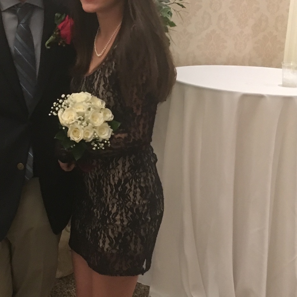 Pretty Tan/Black Lacy Dress